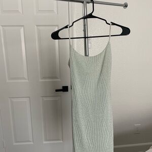 Elegant Mint Green Sleeveless Dress